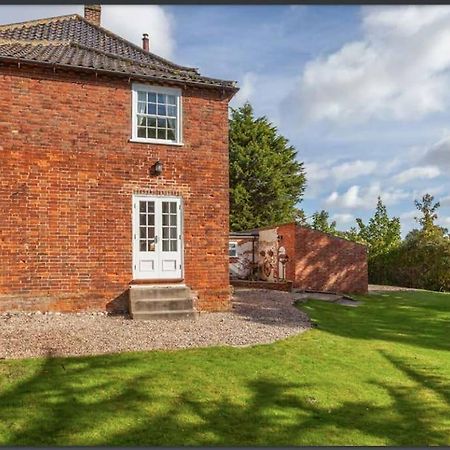 Large Three Storey Georgian House And Gardens Villa Wrentham Екстериор снимка